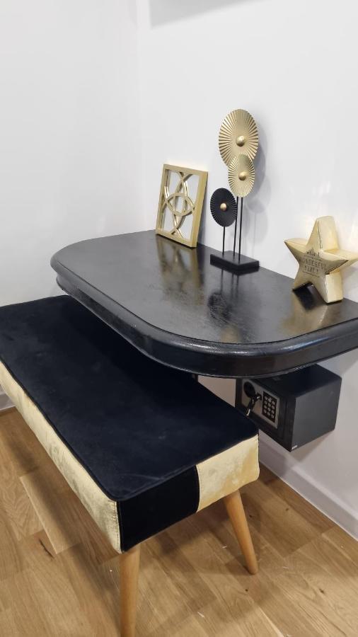 Place 4 U Studio Center Задар Екстериор снимка