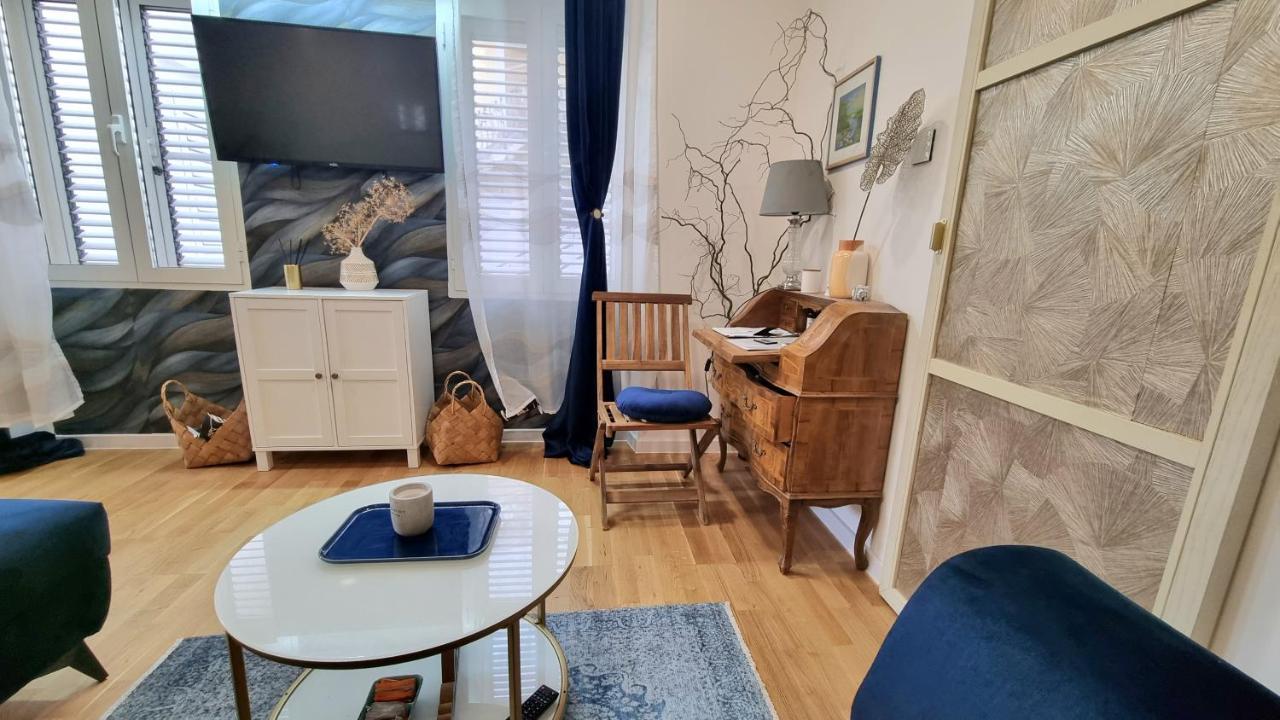 Place 4 U Studio Center Задар Екстериор снимка